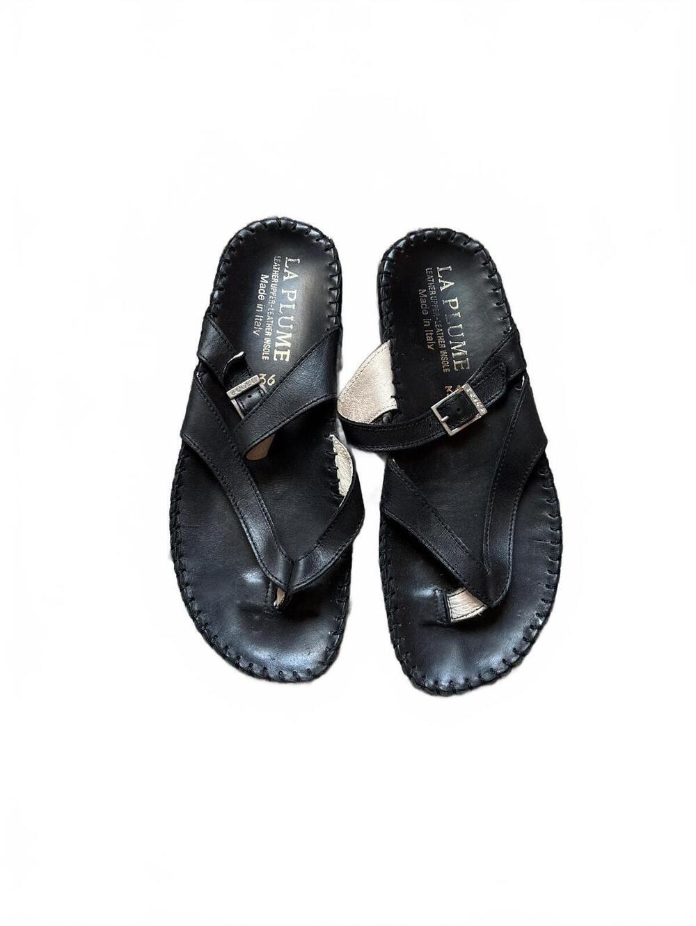 LA PLUME Italy Black Leather Toe Loop Sandals Womens Size 36/6.5 Comfort Slide